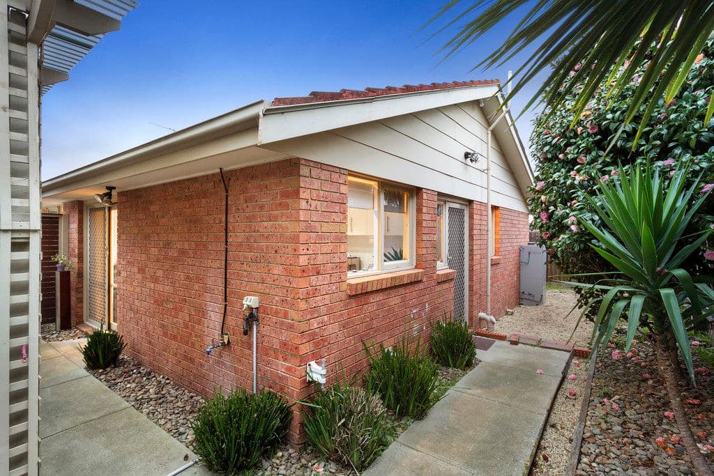13 Boyd Avenue, Oakleigh East VIC 3166, Oakleigh East - Thumbnail 8