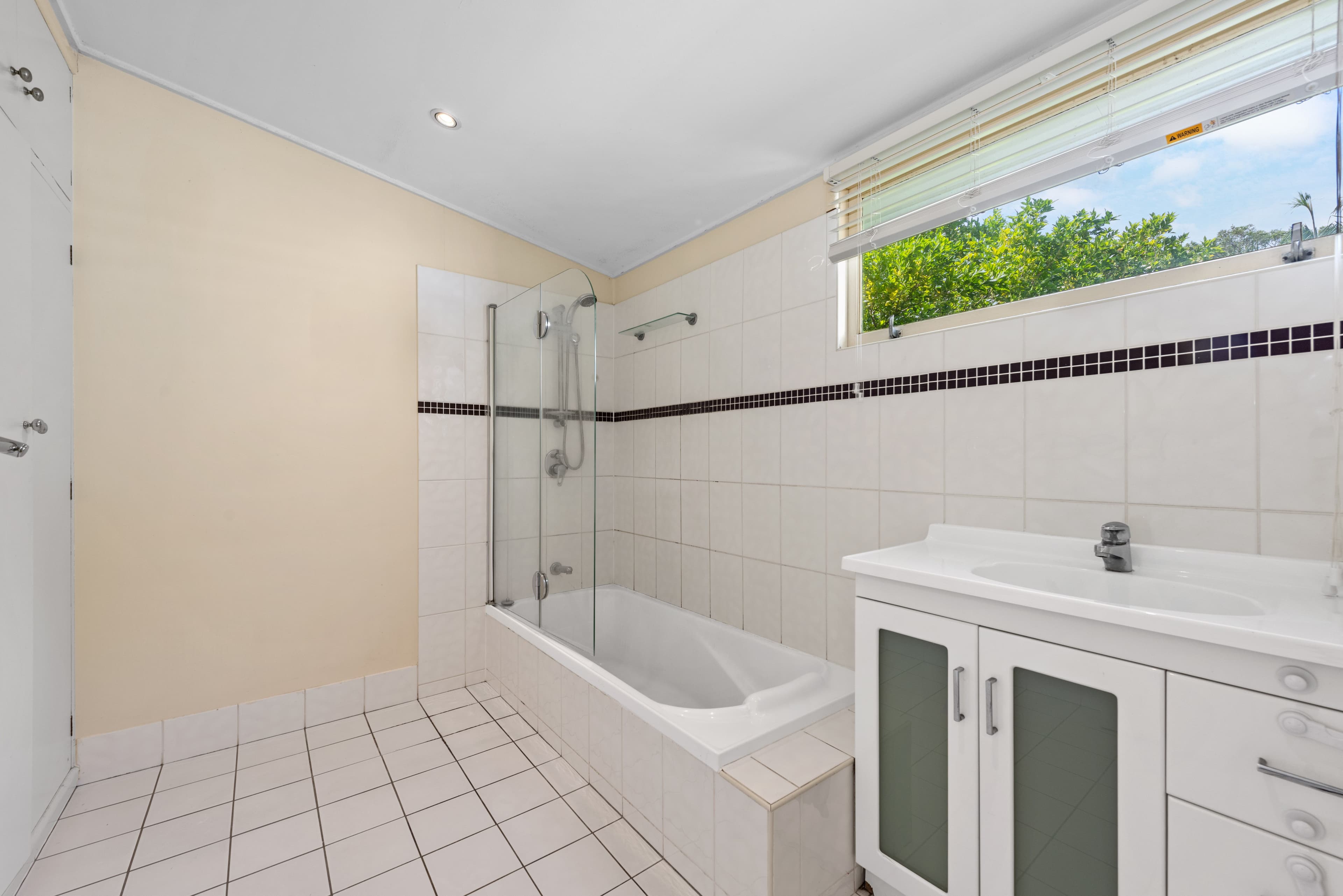 109 Glenalva Terrace, Enoggera QLD 4051, Enoggera - Thumbnail 5