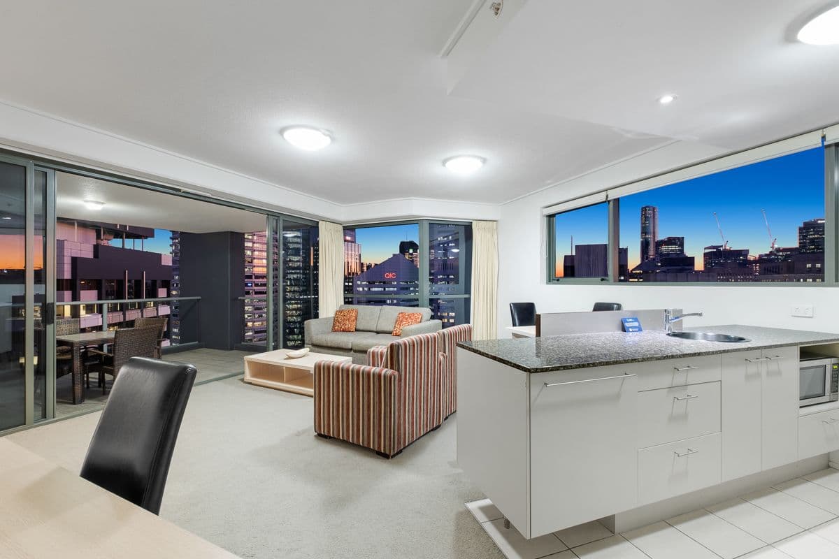 75 Bracken Grove, Altona - Thumbnail 2