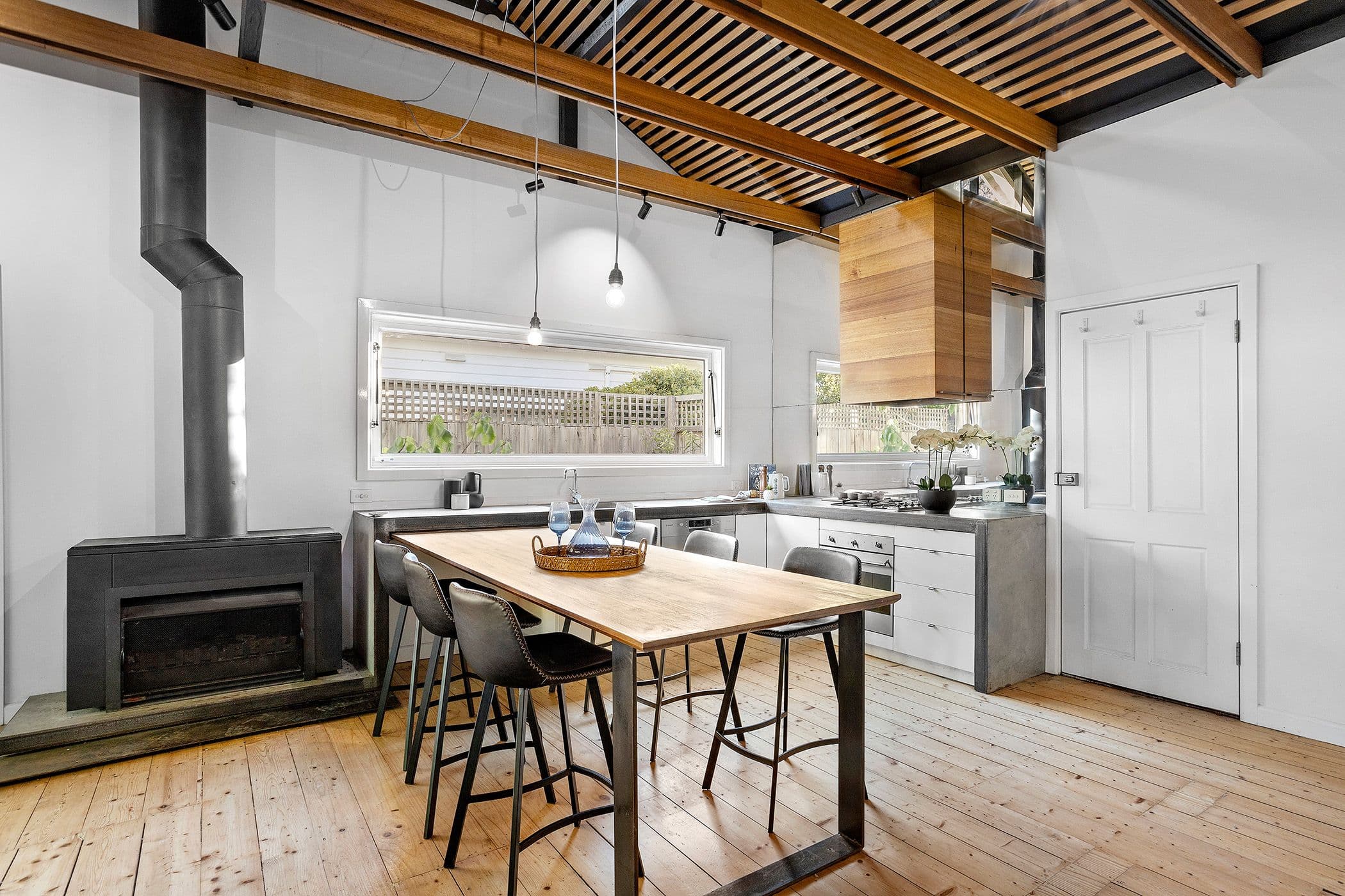 19 Dresden Street, Heidelberg Heights VIC 3081, Heidelberg Heights - Thumbnail 2
