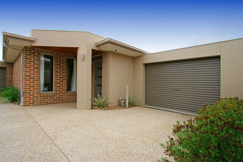 9b   Seaview Avenue, MORNINGTON VIC 3931, Mornington - Image 1