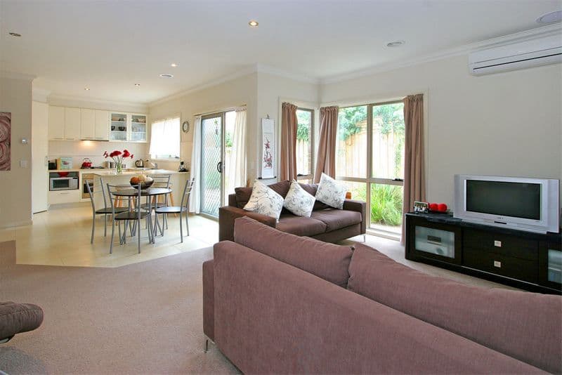 9b   Seaview Avenue, MORNINGTON VIC 3931, Mornington - Thumbnail 4
