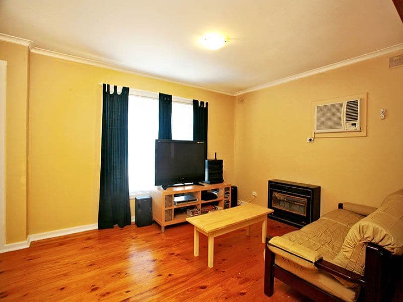 6 Charles Street, CHRISTIE DOWNS SA 5164, Christie Downs - Thumbnail 2