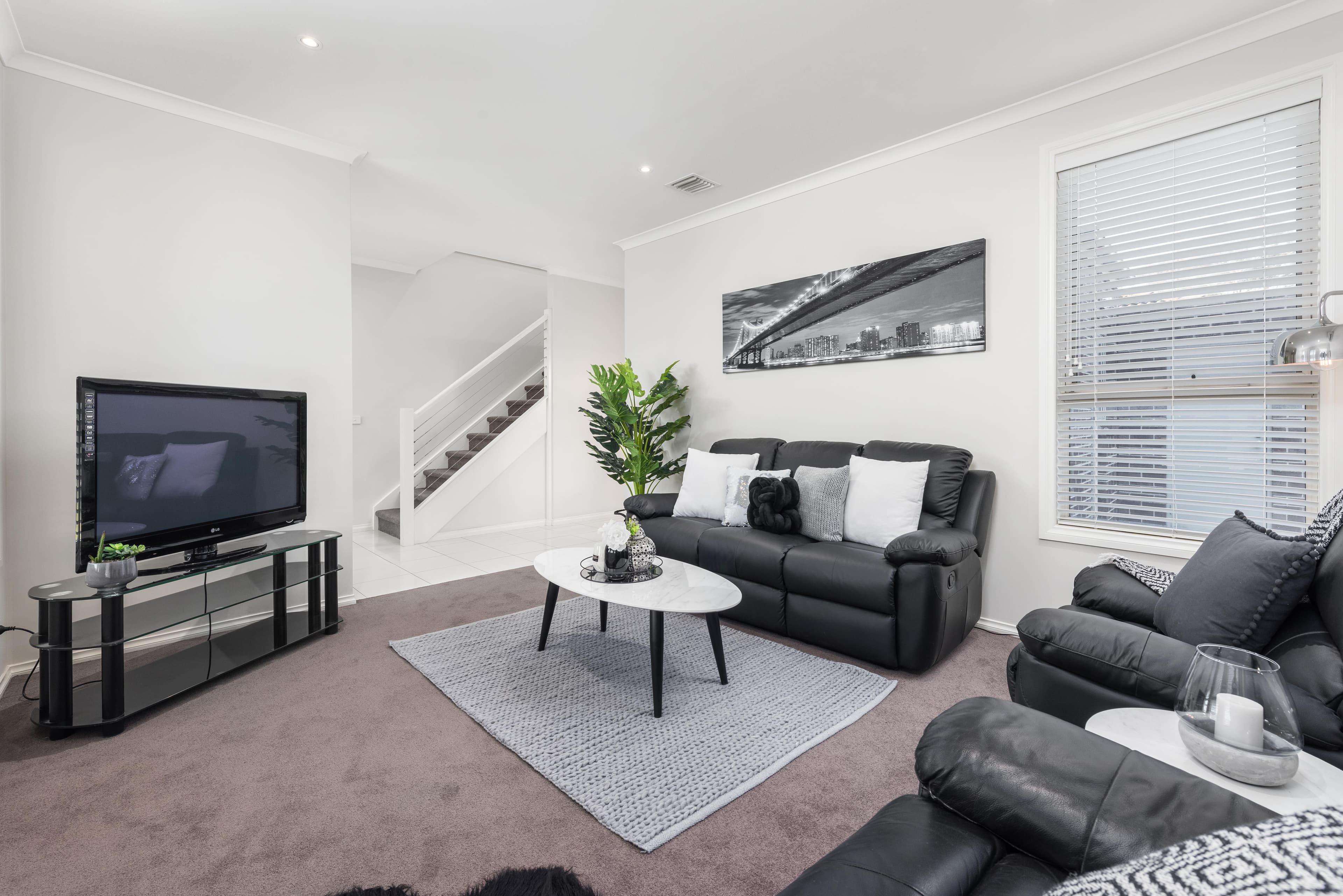 442 Grimshaw Street, Bundoora VIC 3083, Bundoora - Thumbnail 2