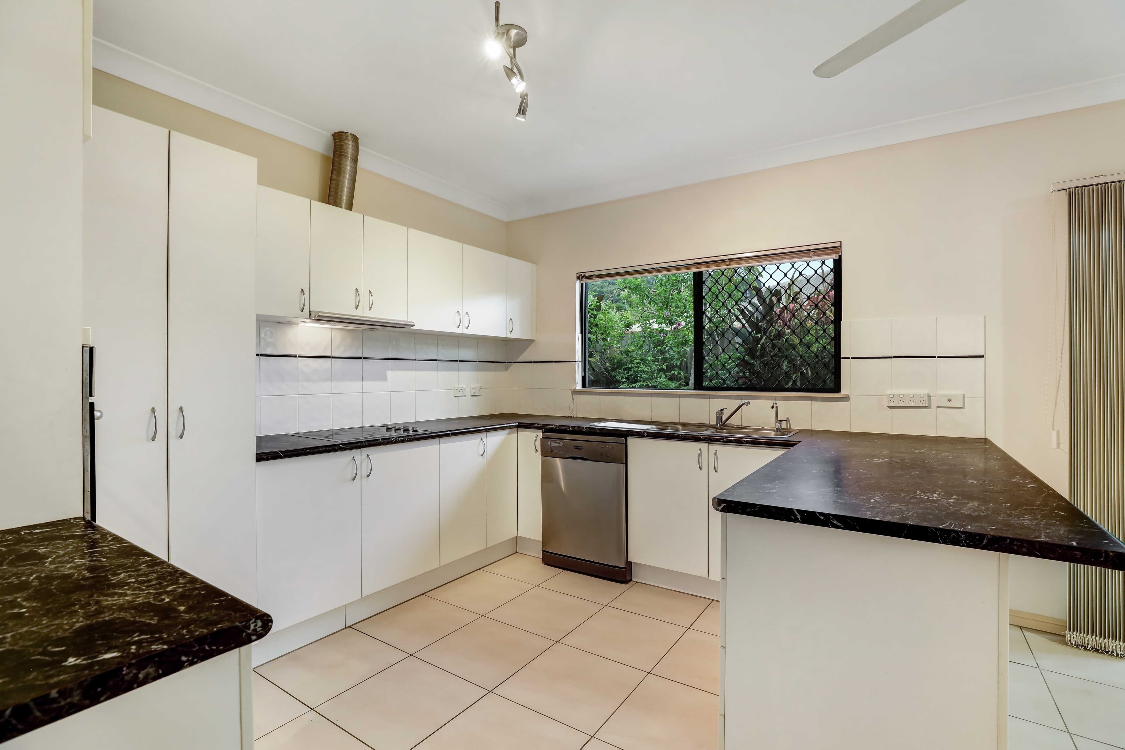 10 Surtees Close, Bentley Park QLD 4869, Bentley Park - Thumbnail 3