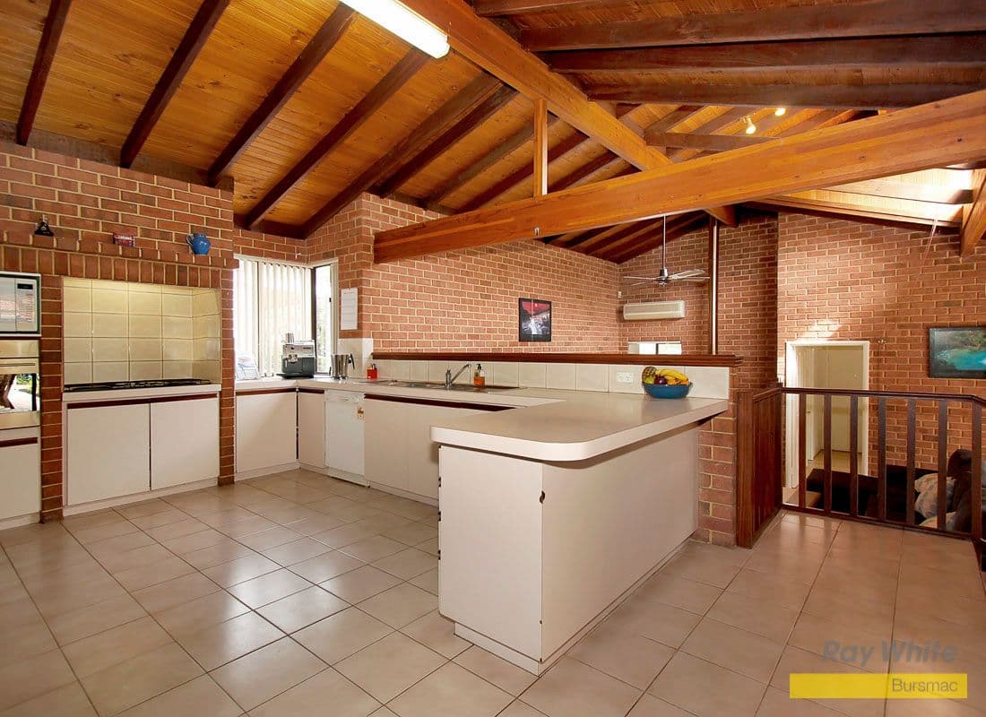 19 Dinsdale Place, HAMERSLEY WA 6022, Hamersley - Image 1