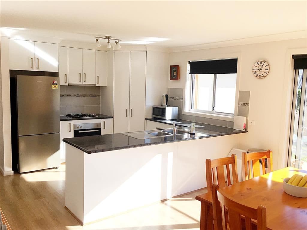 56 Quandong Avenue, Tumut - Thumbnail 2