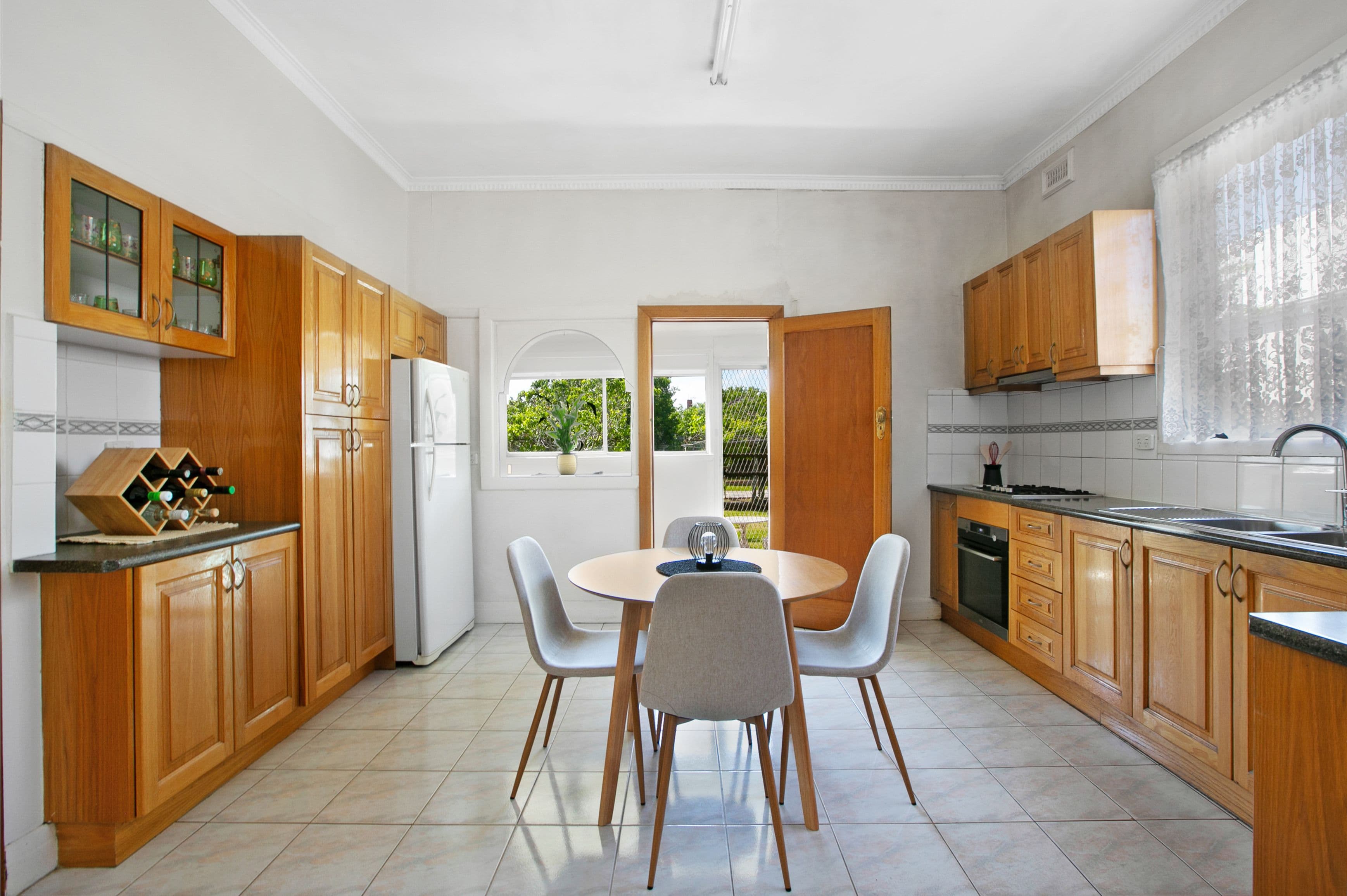16 Pershing Street, Reservoir VIC 3073, Reservoir - Thumbnail 5