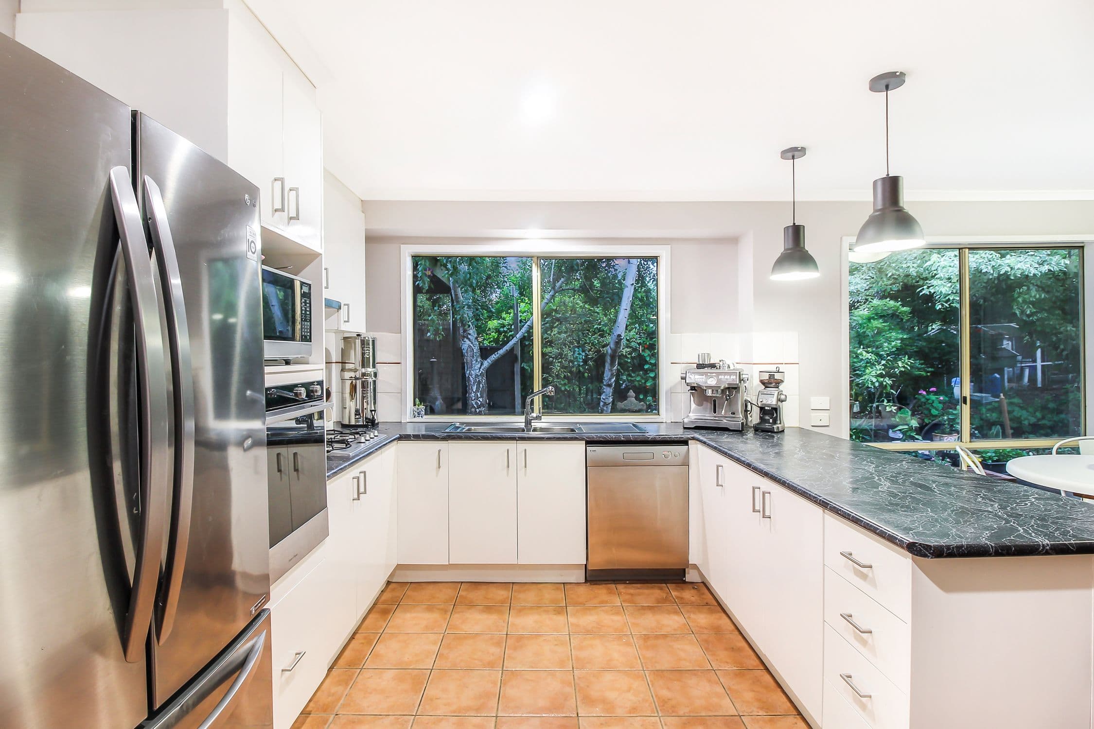 15 Dalray Place, Lilydale VIC 3140, Lilydale - Thumbnail 2