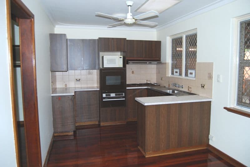 15  Risby Street, GOSNELLS WA 6110, Gosnells - Thumbnail 2