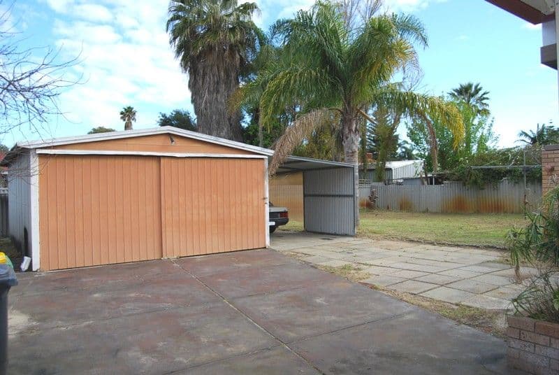 15  Risby Street, GOSNELLS WA 6110, Gosnells - Thumbnail 4