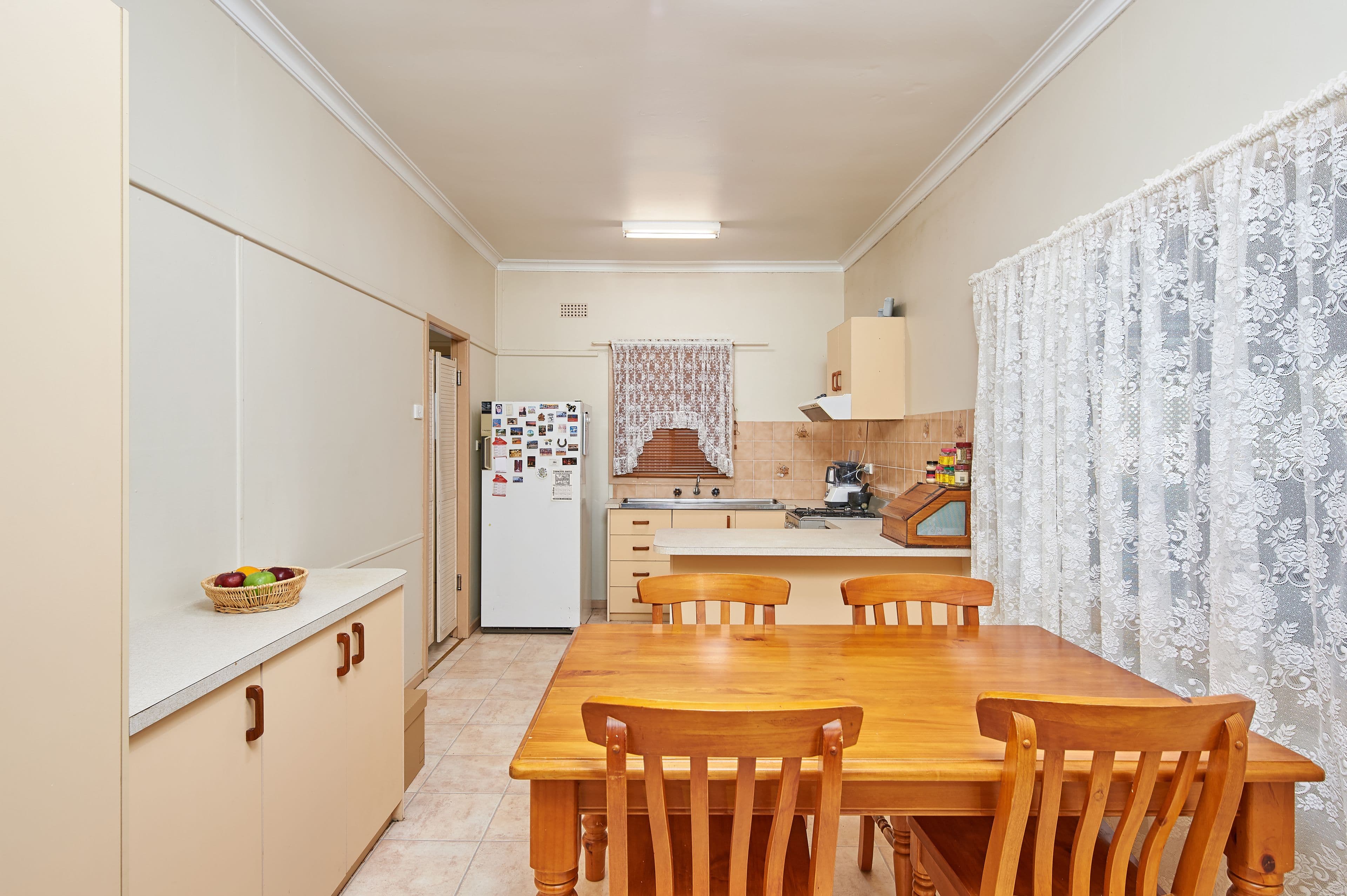 57 Seignior Street, Junee - Thumbnail 4