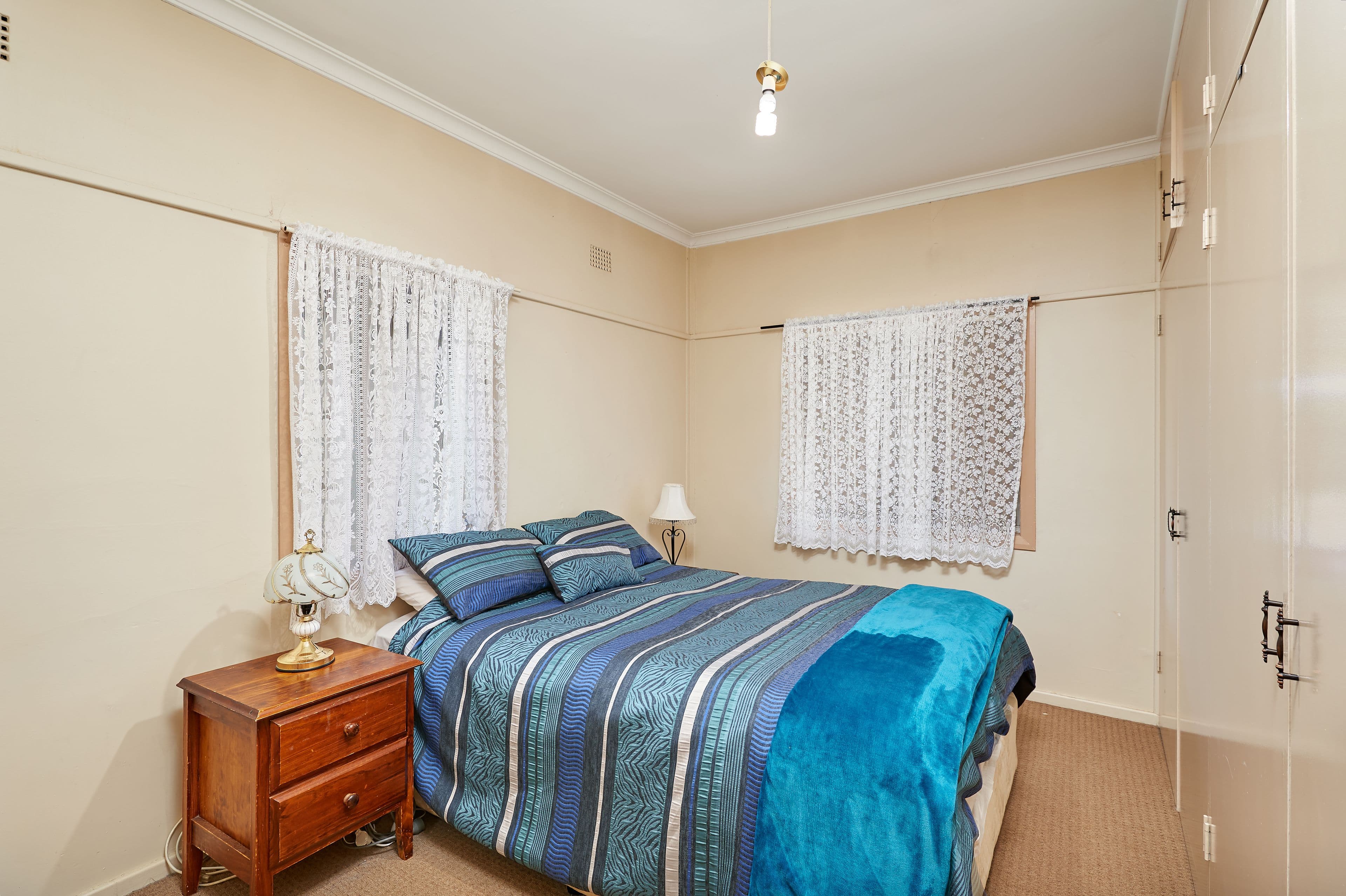 57 Seignior Street, Junee - Thumbnail 6