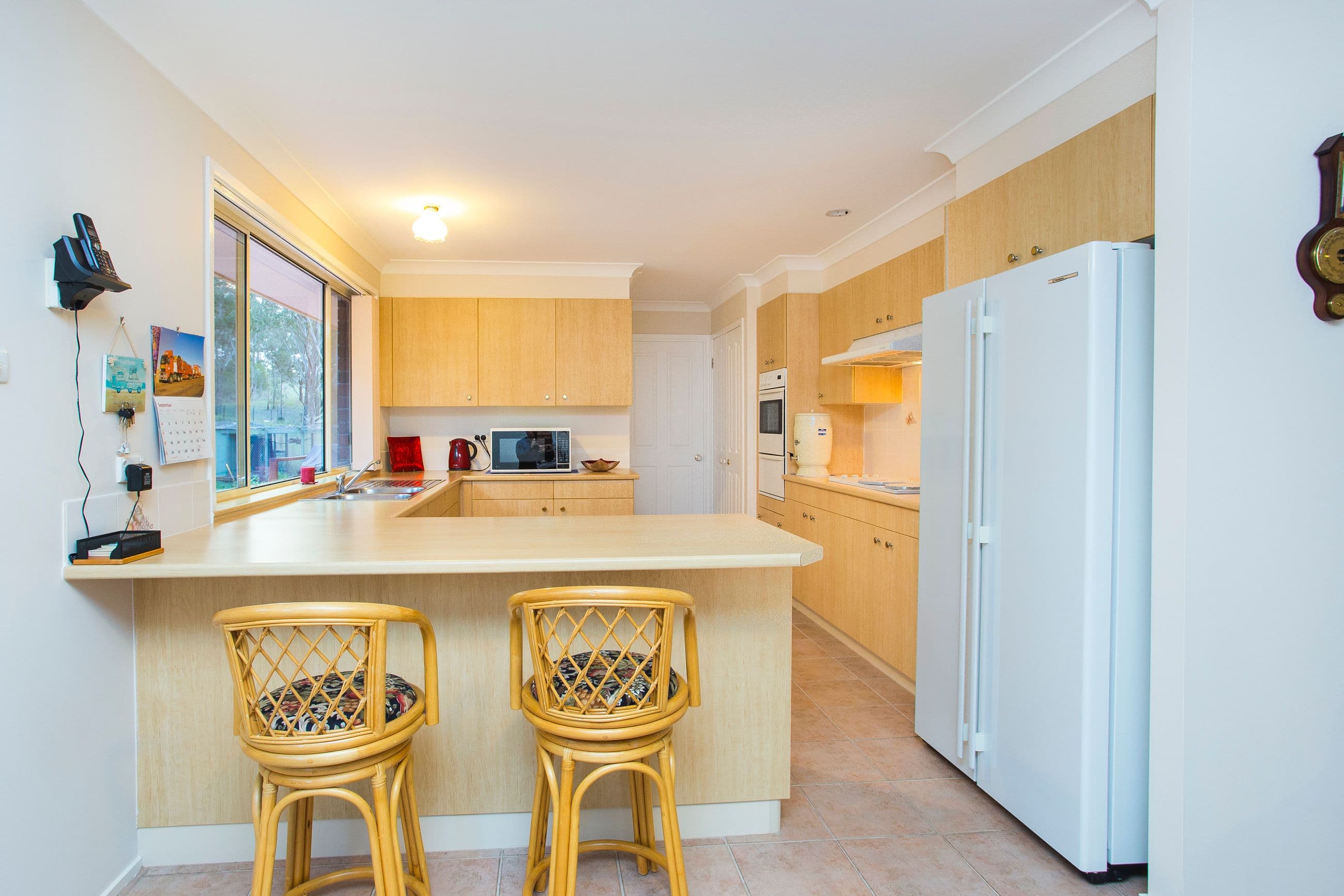 12 Timbertop Road, Glen Oak - Thumbnail 2