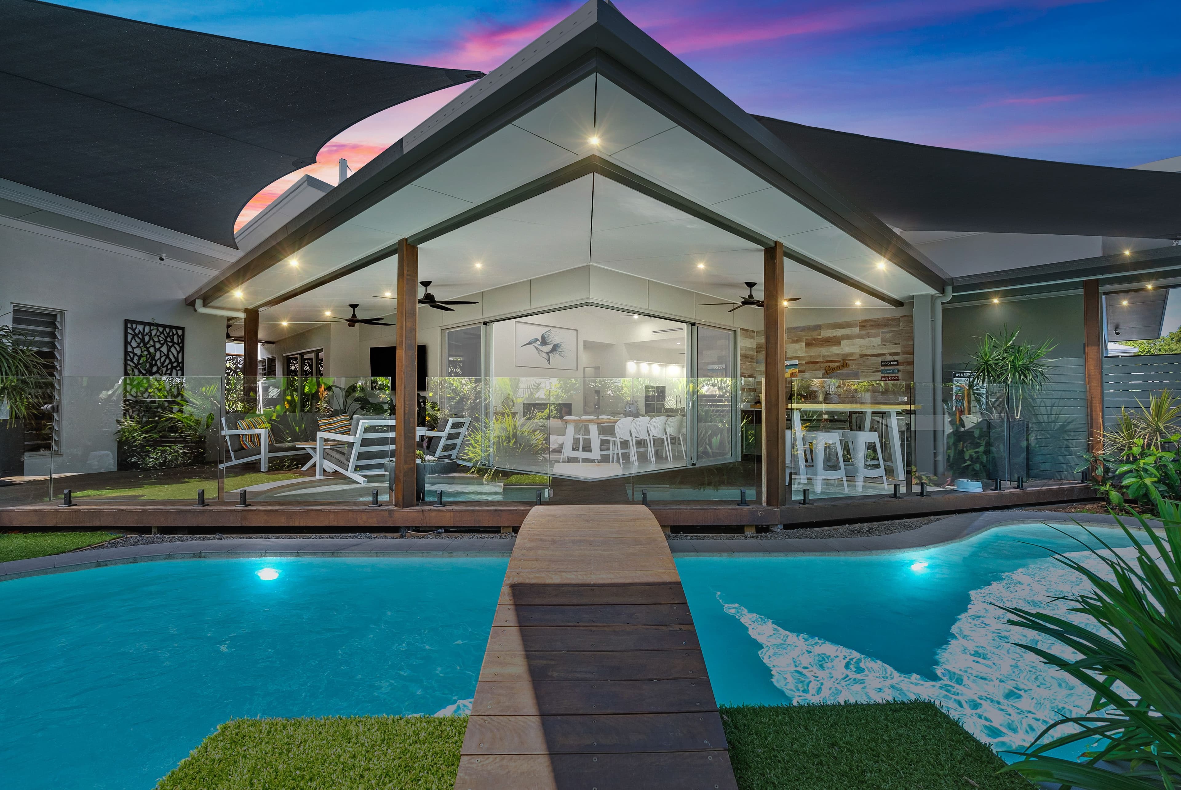19 Seaside Parade, Palm Cove QLD 4879, Palm Cove - Thumbnail 2