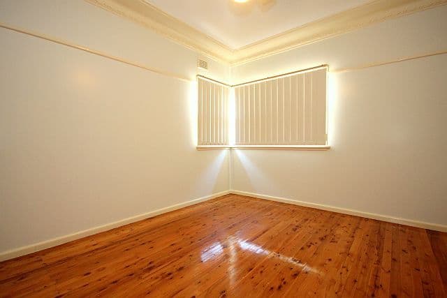 65 Cambridge Avenue, BANKSTOWN NSW 2200, Bankstown - Thumbnail 6