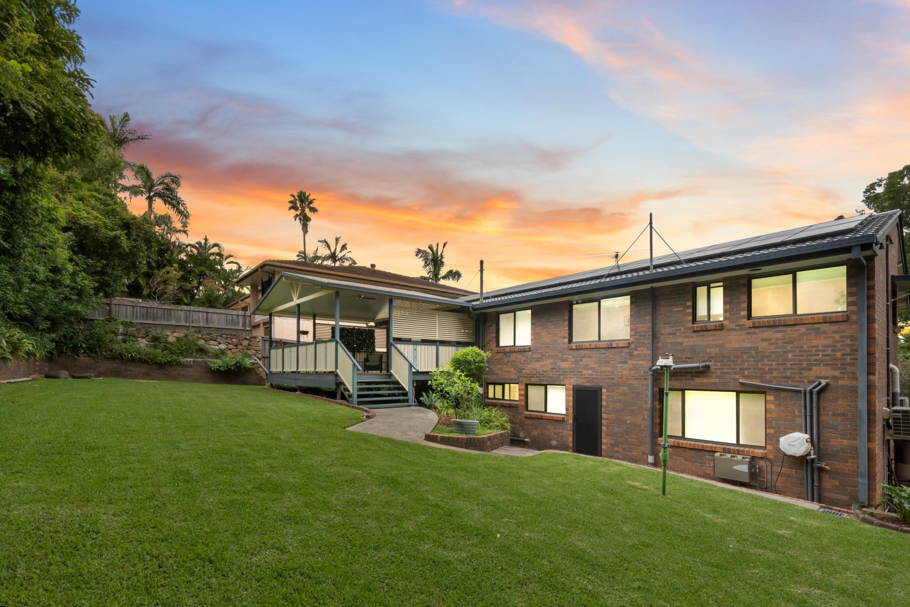29 Dungory Street, The Gap QLD 4061, The Gap - Thumbnail 2