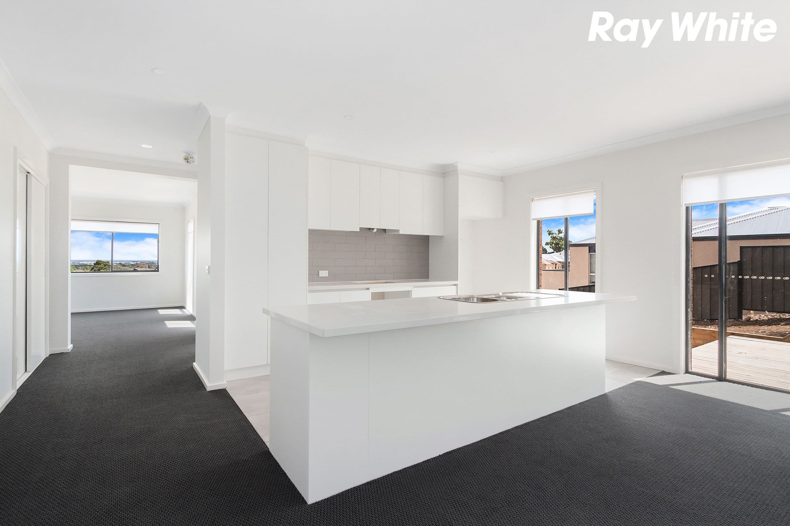 14 Victoria Place, Pakenham VIC 3810, Pakenham - Thumbnail 6