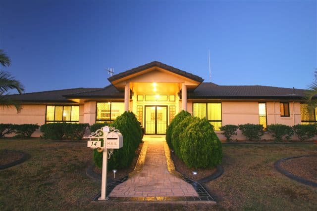 14 Coral Cove Drive, CORAL COVE QLD 4670, Coral Cove - Thumbnail 2