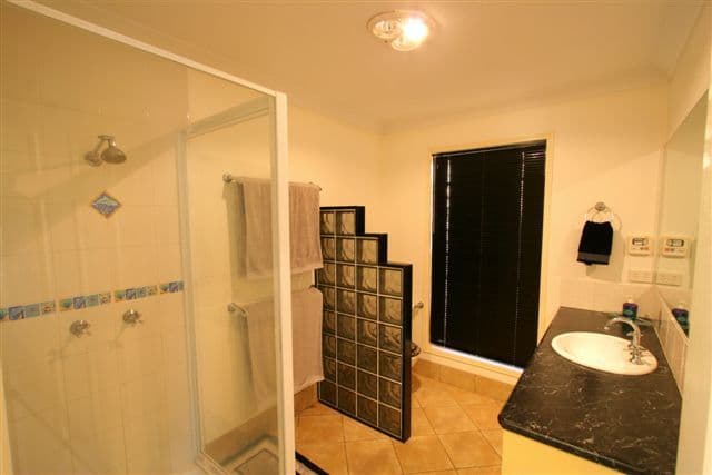 14 Coral Cove Drive, CORAL COVE QLD 4670, Coral Cove - Thumbnail 6