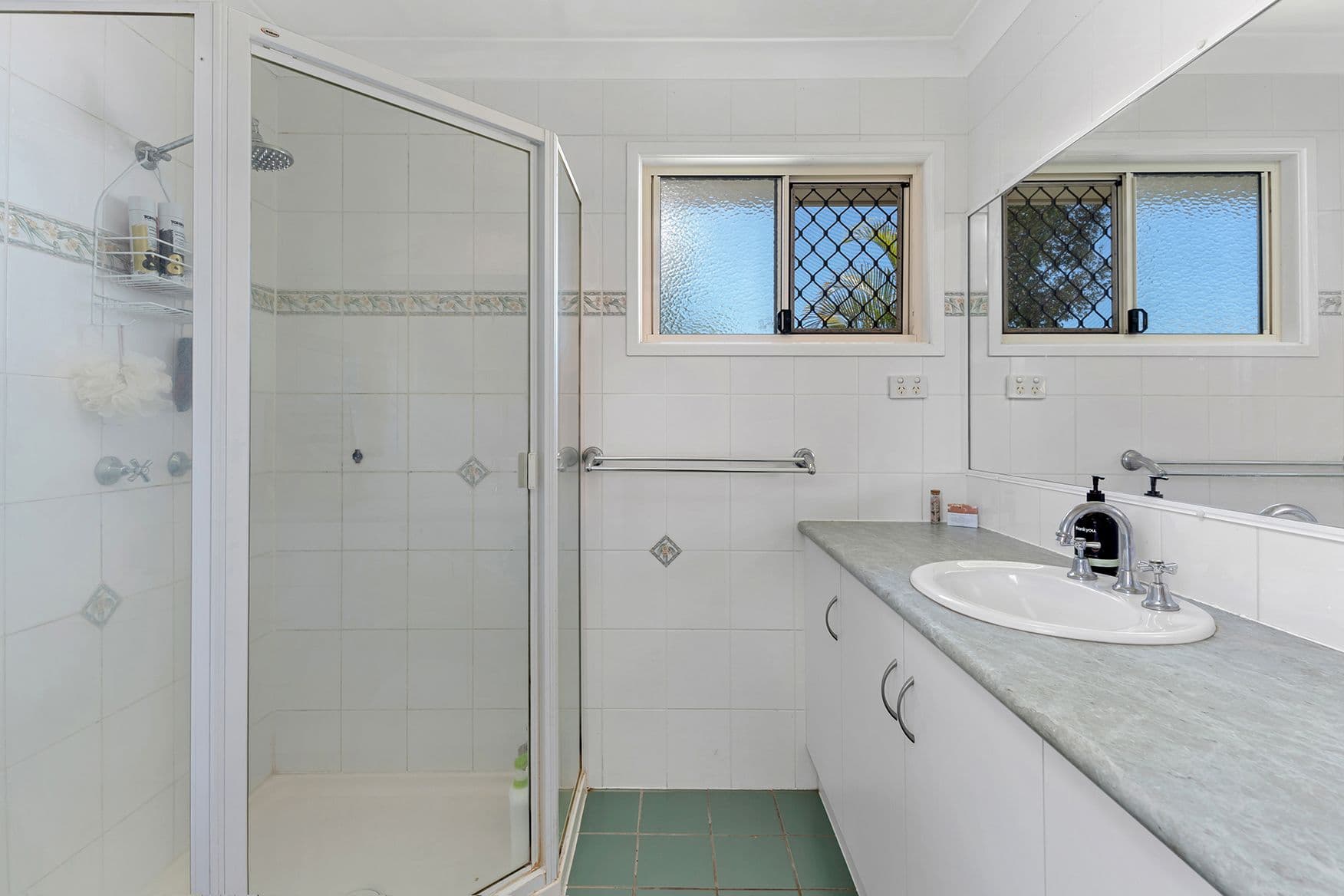 14 Whitchurch Road, Emerald QLD 4720, Emerald - Thumbnail 8