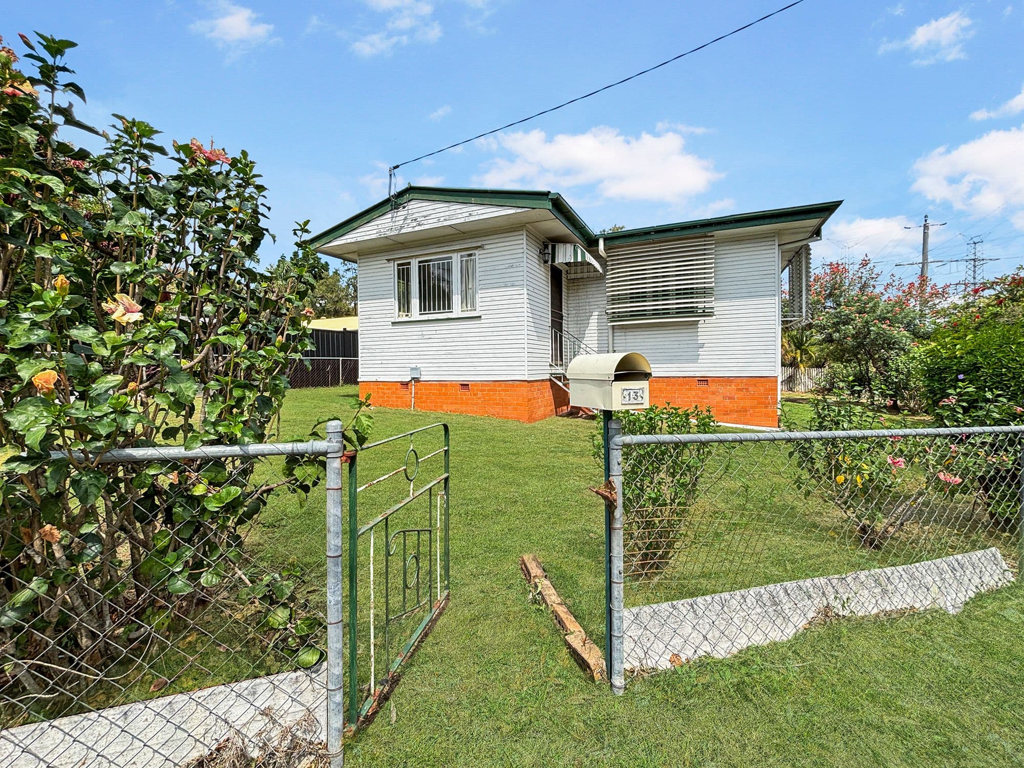 13 Brisbane Road, Dinmore QLD 4303, Dinmore - Thumbnail 2