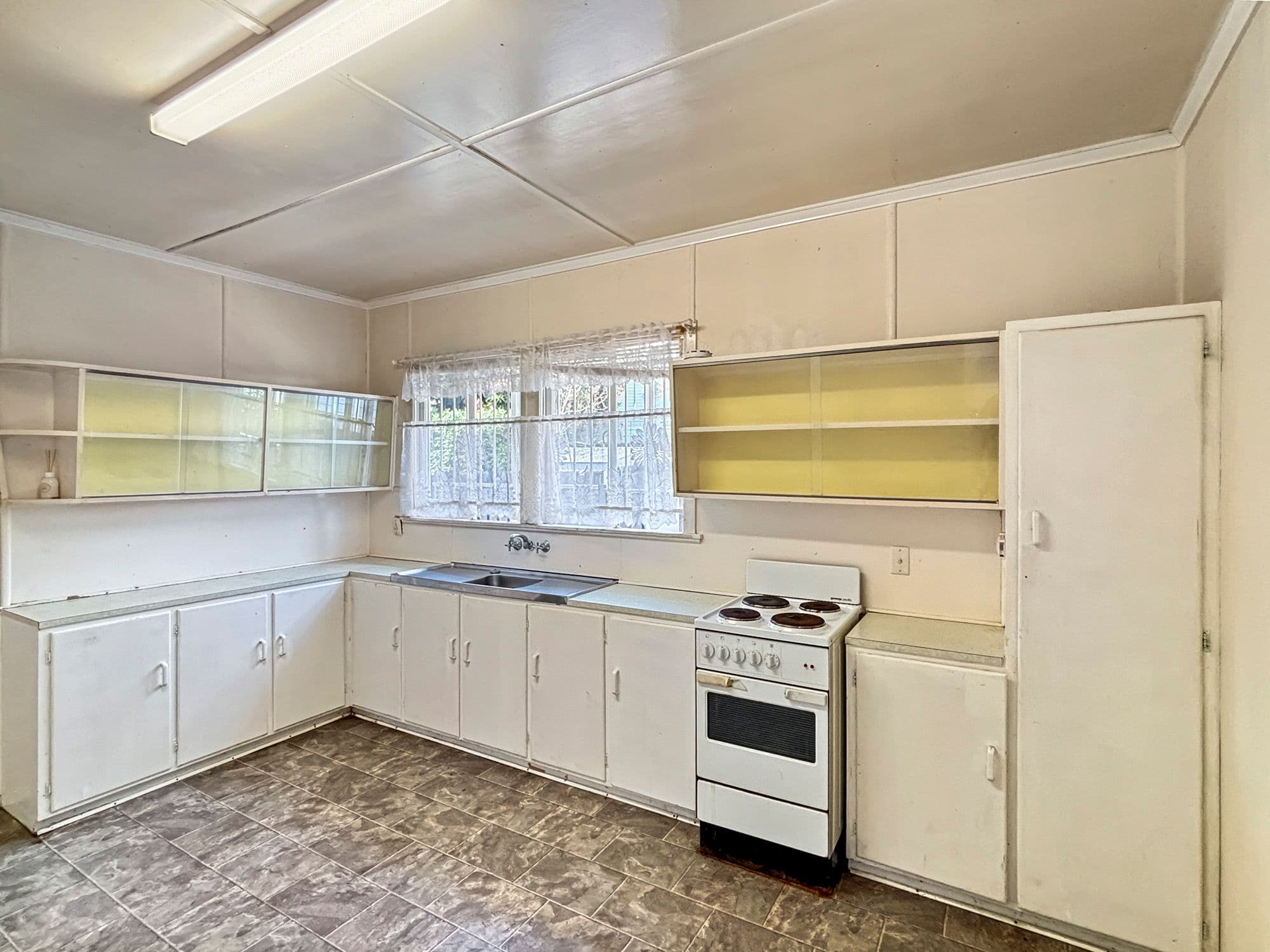 13 Brisbane Road, Dinmore QLD 4303, Dinmore - Thumbnail 7