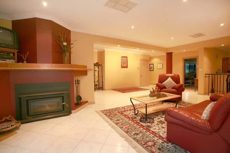 7 Kosciusko Court, WHEELERS HILL VIC 3150, Wheelers Hill - Thumbnail 3