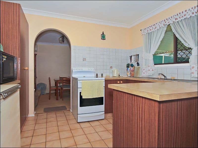 25  Flinders Street, REDBANK PLAINS QLD 4301, Redbank Plains - Thumbnail 3