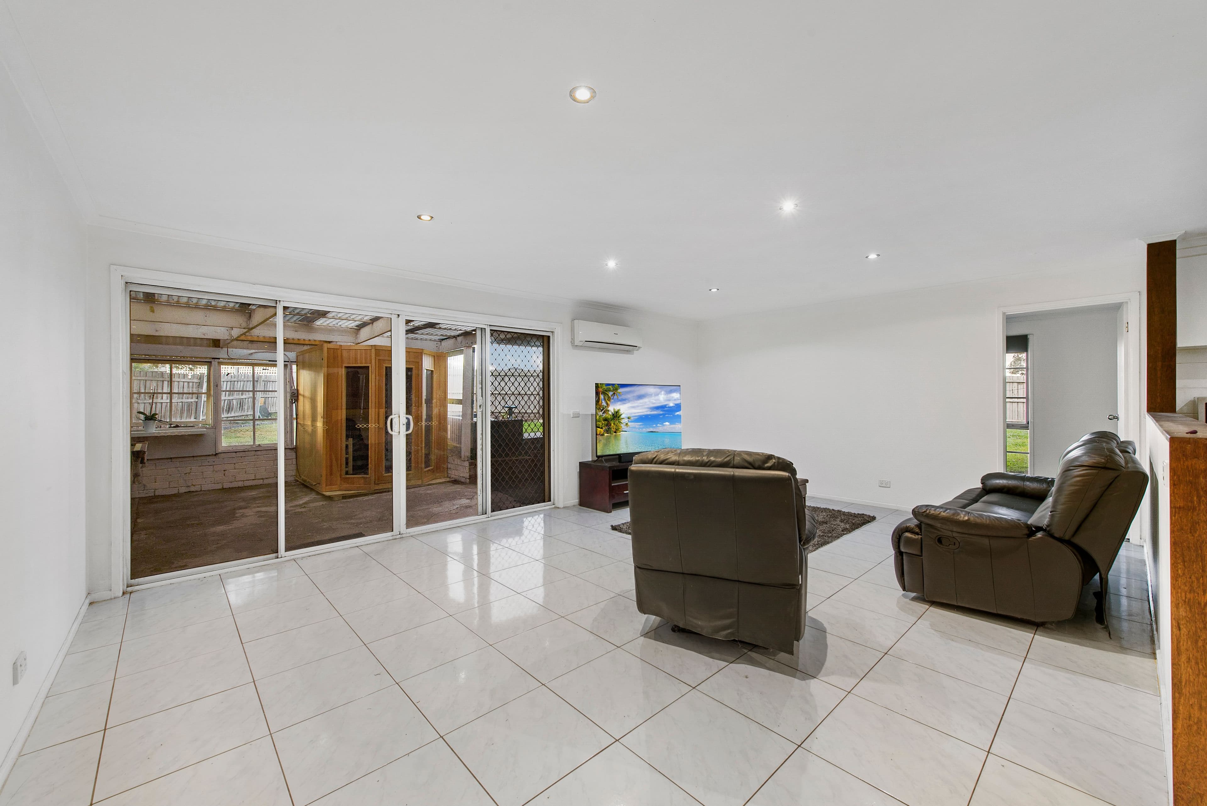 1 Lock Court, Sunbury VIC 3429, Sunbury - Thumbnail 5