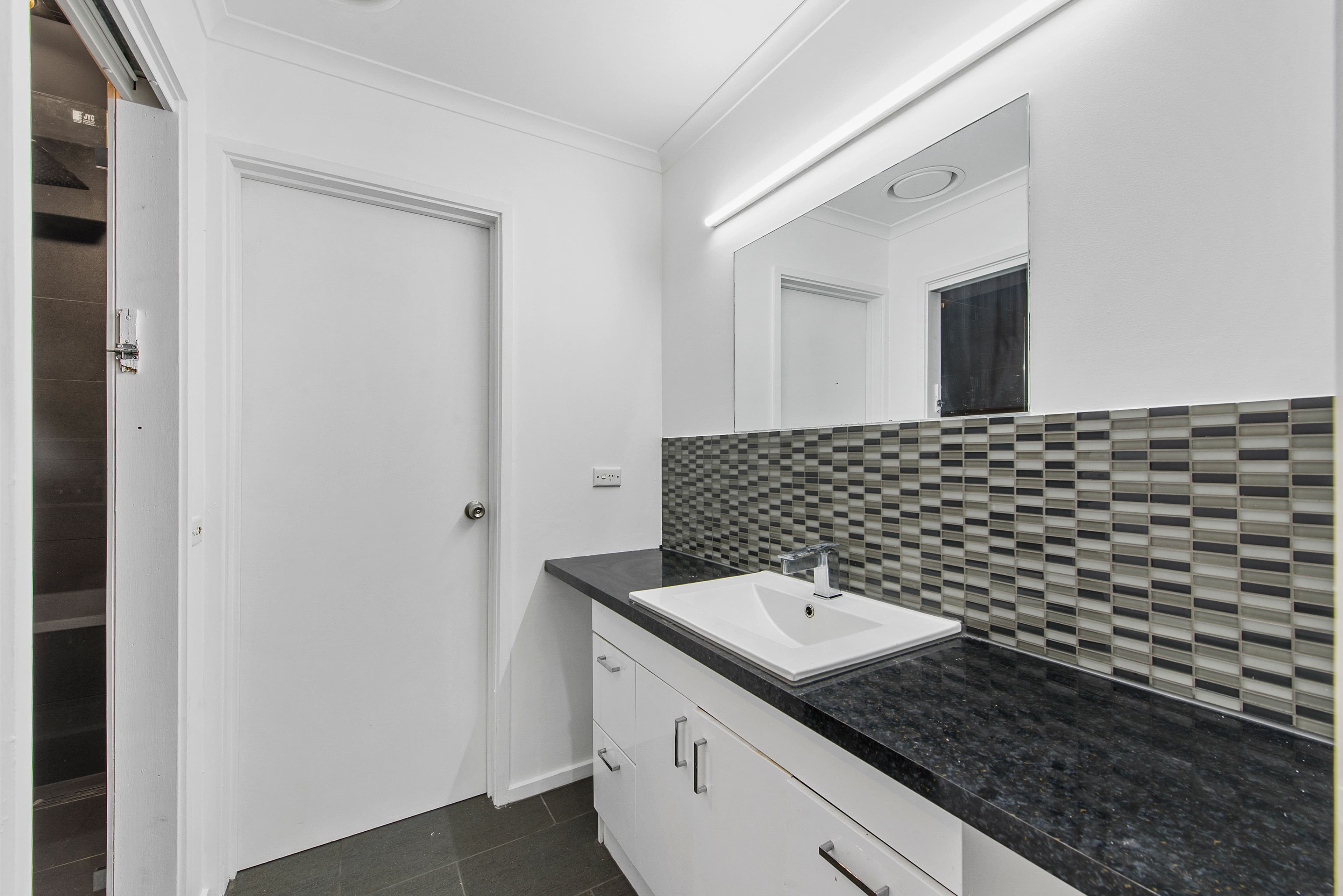 1 Lock Court, Sunbury VIC 3429, Sunbury - Thumbnail 8