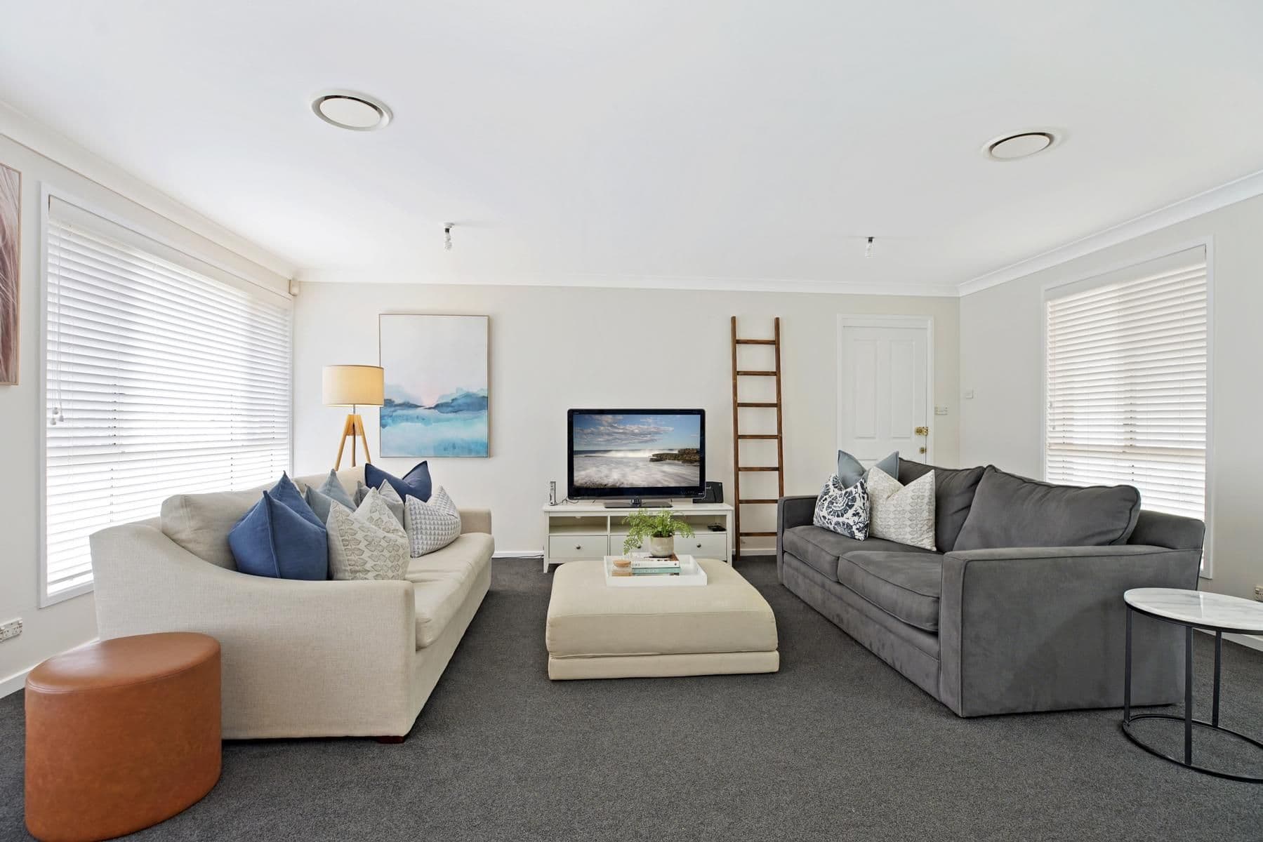 13 Woodlands Drive, Glenmore Park - Thumbnail 4