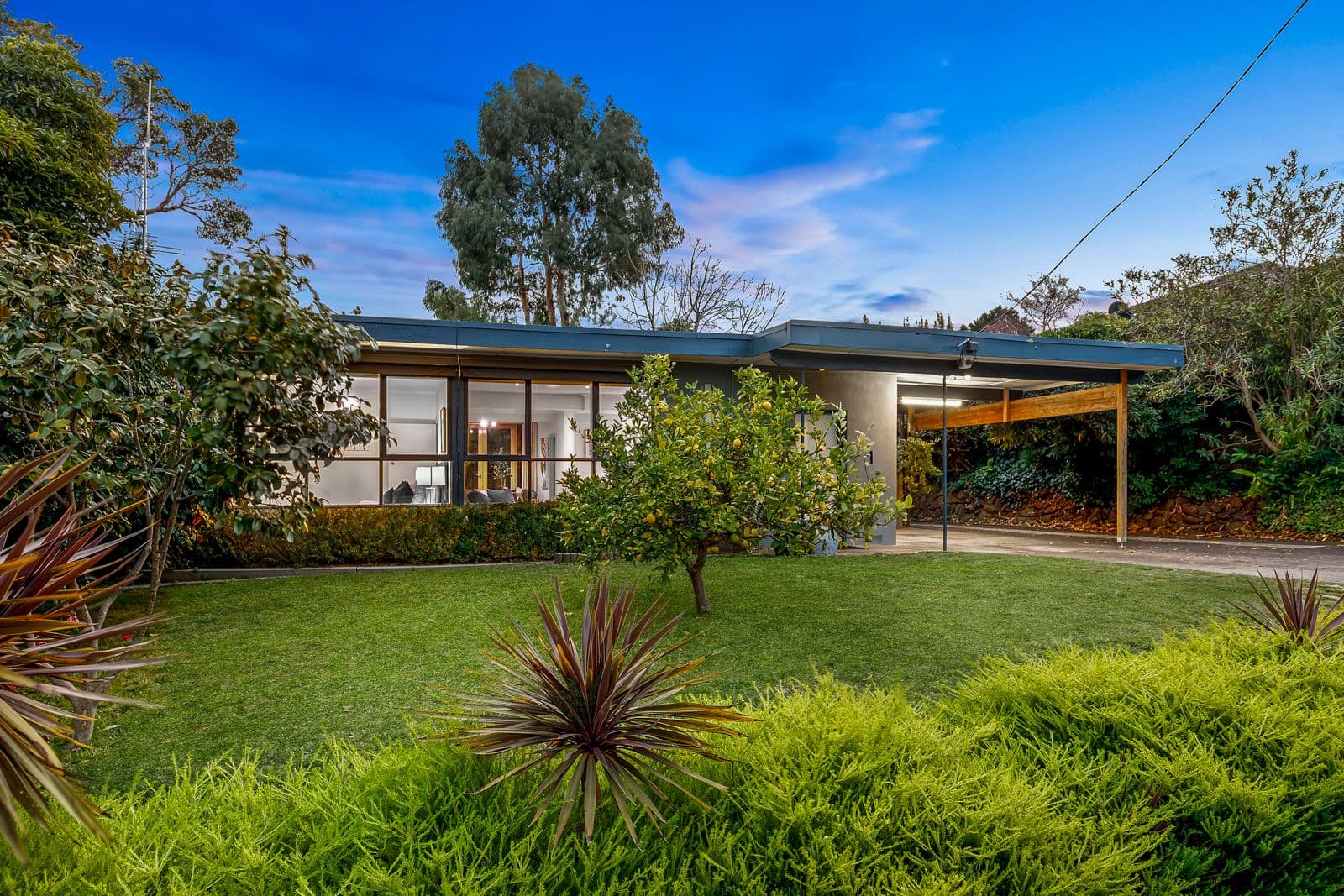 6 Russell Crescent, Mount Waverley VIC 3149, Mount Waverley - Image 1