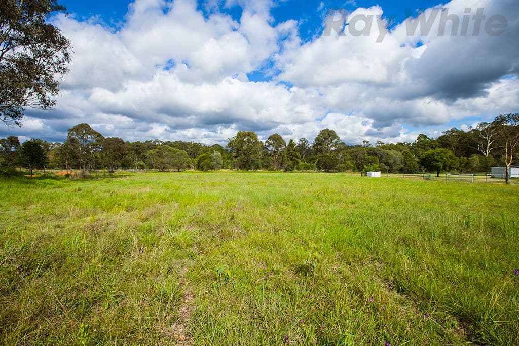 2/58 Andrew Street, Melton South VIC 3338, Melton South - Image 1