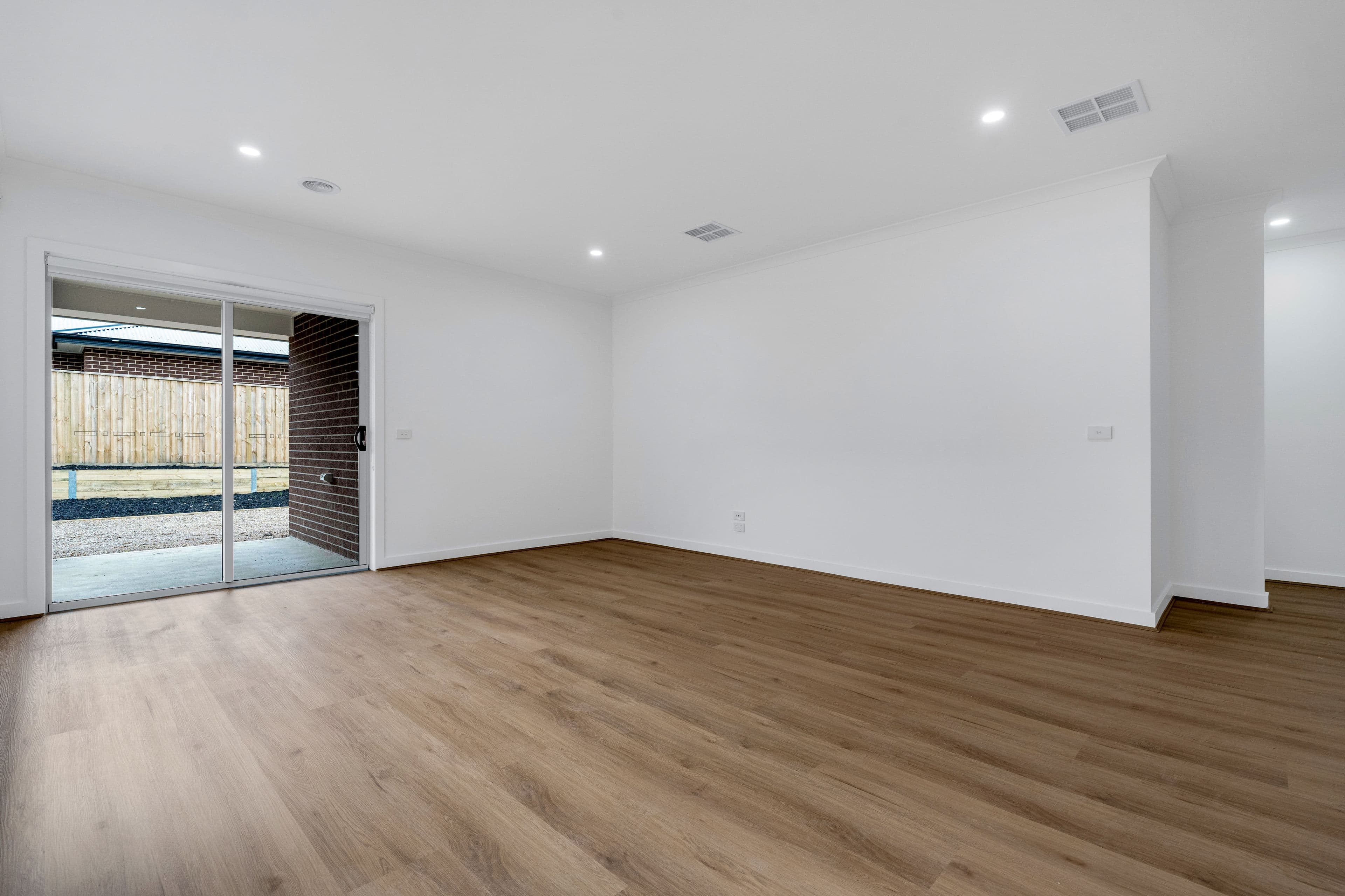 12 Daffodil Crescent, Wallan VIC 3756, Wallan - Thumbnail 6