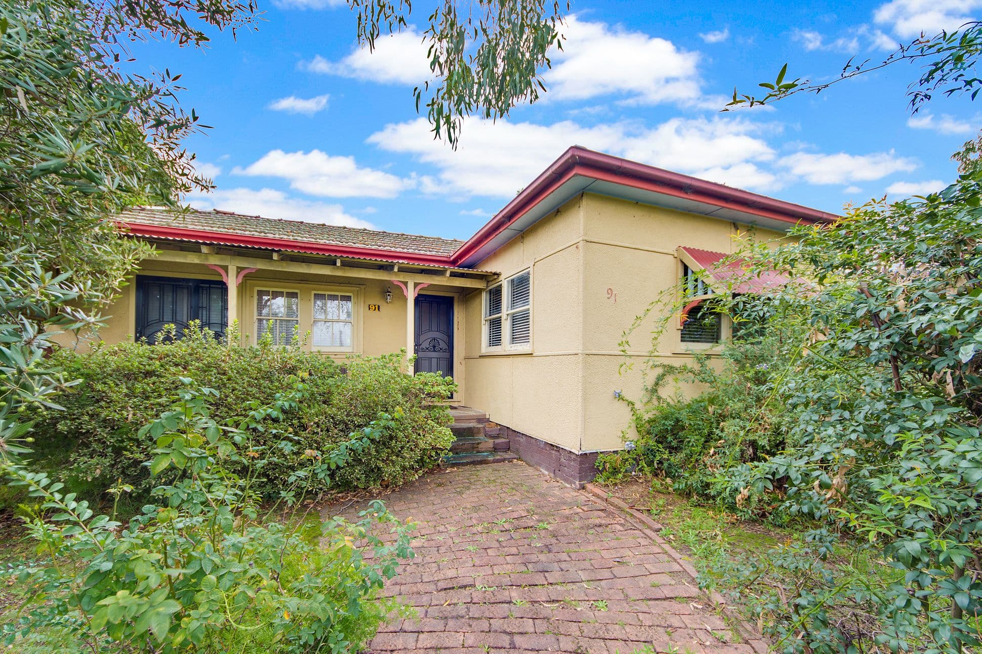 91 Saywell Road, Macquarie Fields - Image 1