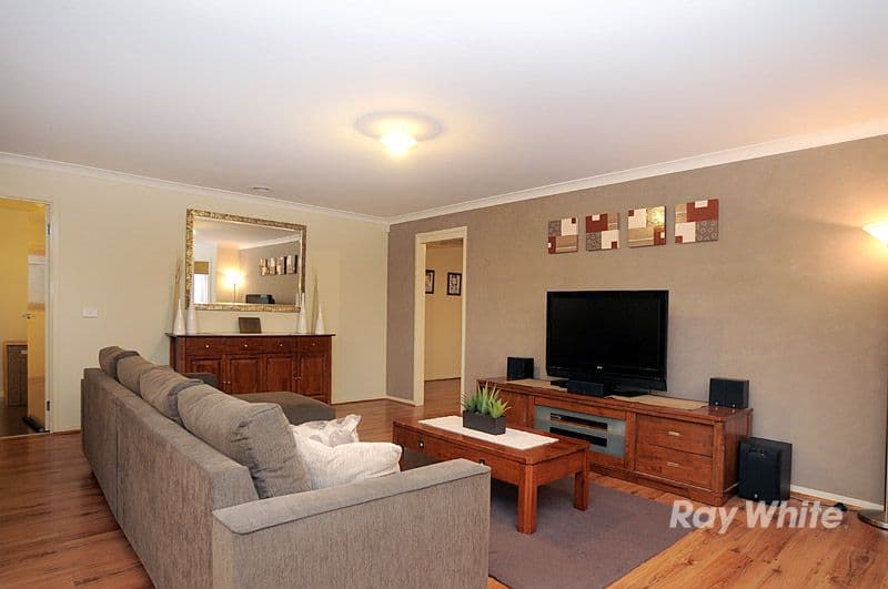 6 Newton Drive, CRANBOURNE VIC 3977, Cranbourne North - Thumbnail 6