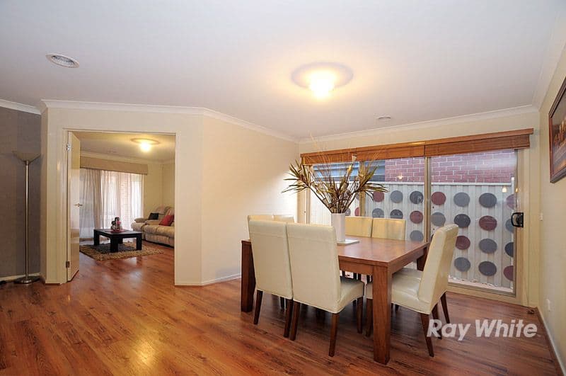 6 Newton Drive, CRANBOURNE VIC 3977, Cranbourne North - Thumbnail 7