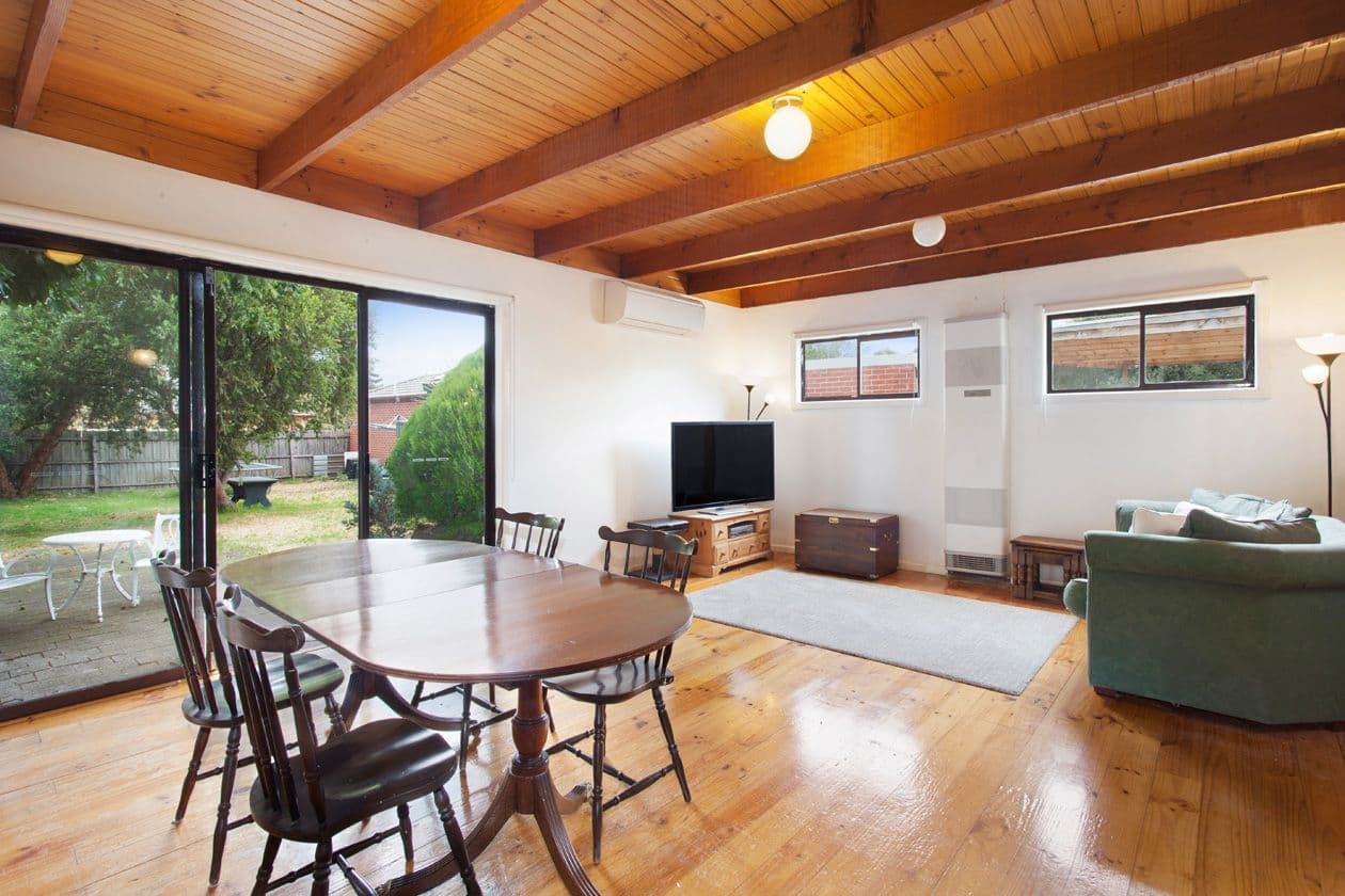 8 Norma Avenue, OAKLEIGH SOUTH VIC 3167, Oakleigh South - Thumbnail 3