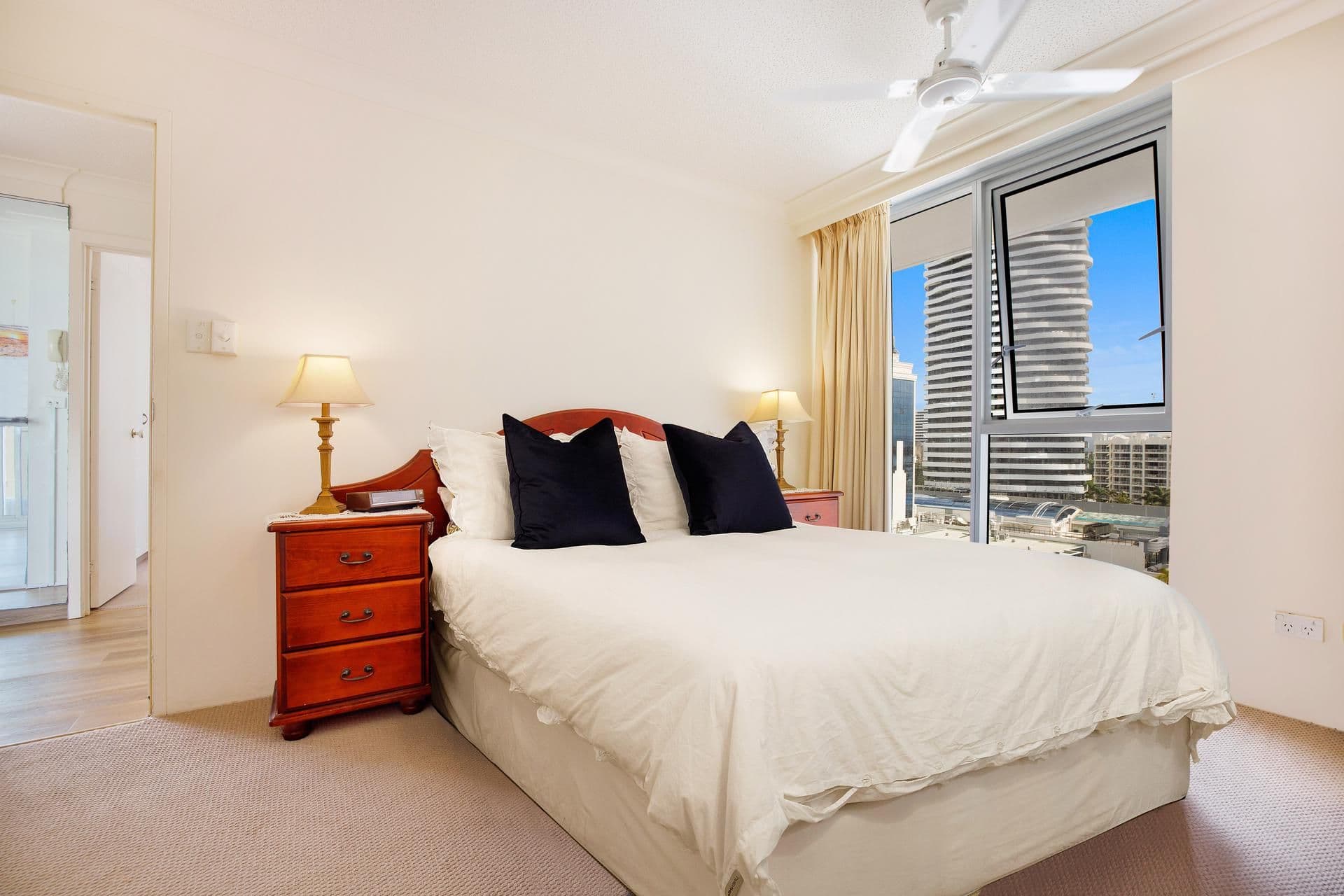 9E 'Beach Haven' 1 Albert Avenue, Broadbeach QLD 4218, Broadbeach - Thumbnail 6