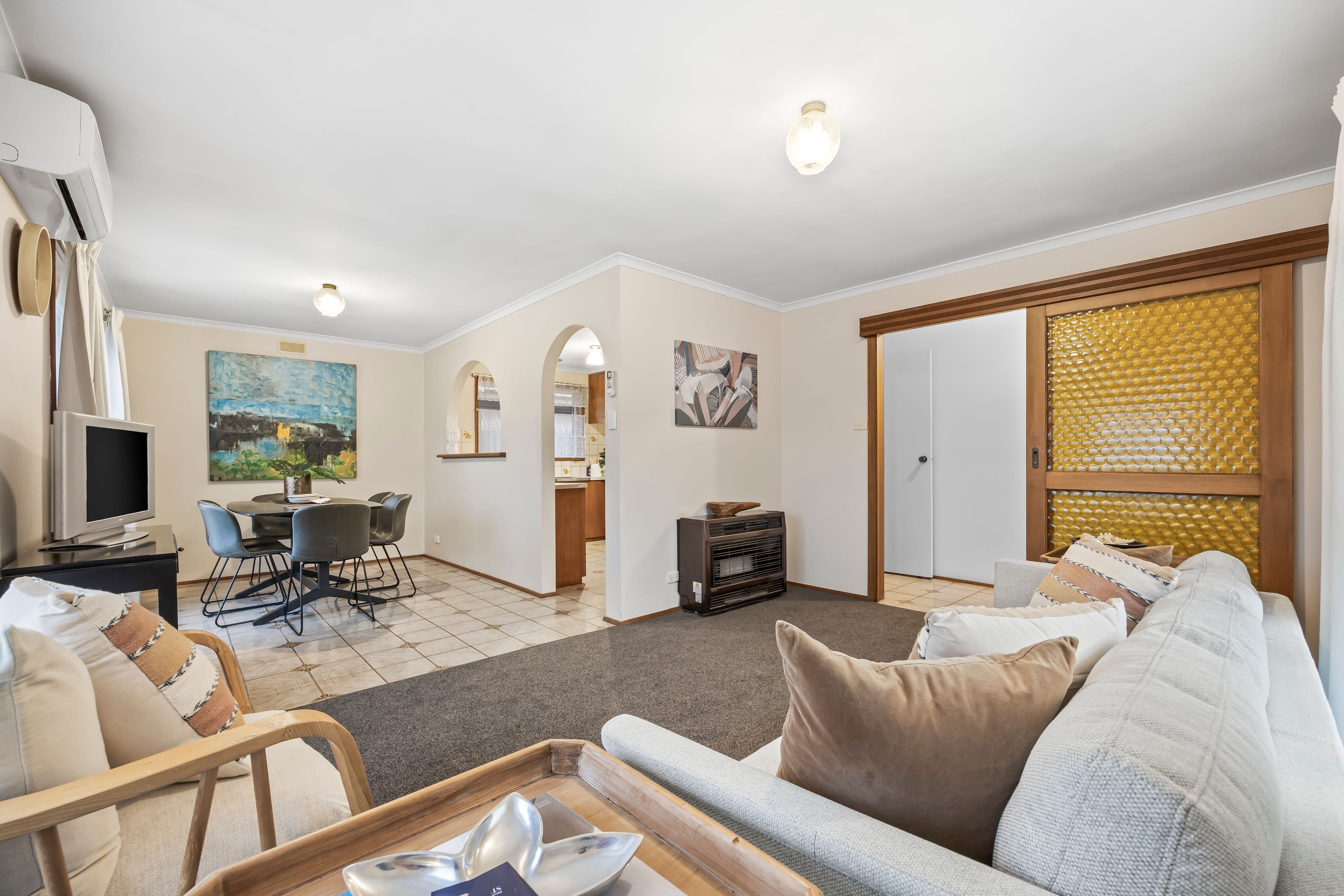 21 Salisbury Avenue, Newington VIC 3350, Newington - Thumbnail 4