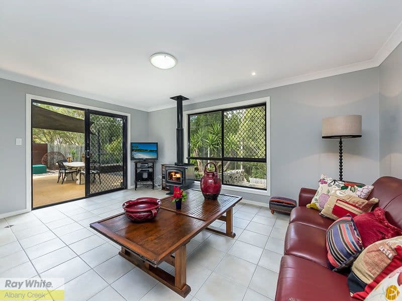 27 Mahogany Drive, ALBANY CREEK QLD 4035, Albany Creek - Thumbnail 5