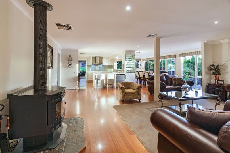 13 Colgoa Court, WATTLE GLEN VIC 3096, Wattle Glen - Thumbnail 4