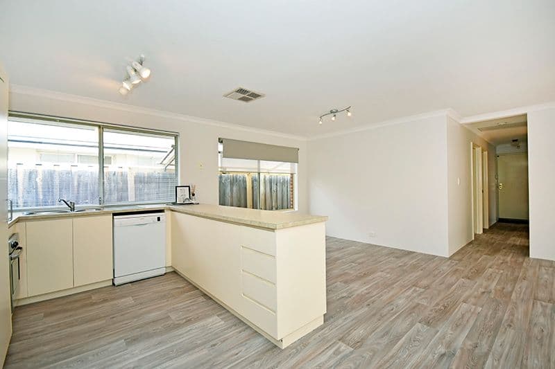17 Withnell Drive, Ellenbrook WA 6069, Ellenbrook - Thumbnail 2