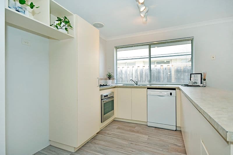 17 Withnell Drive, Ellenbrook WA 6069, Ellenbrook - Thumbnail 3