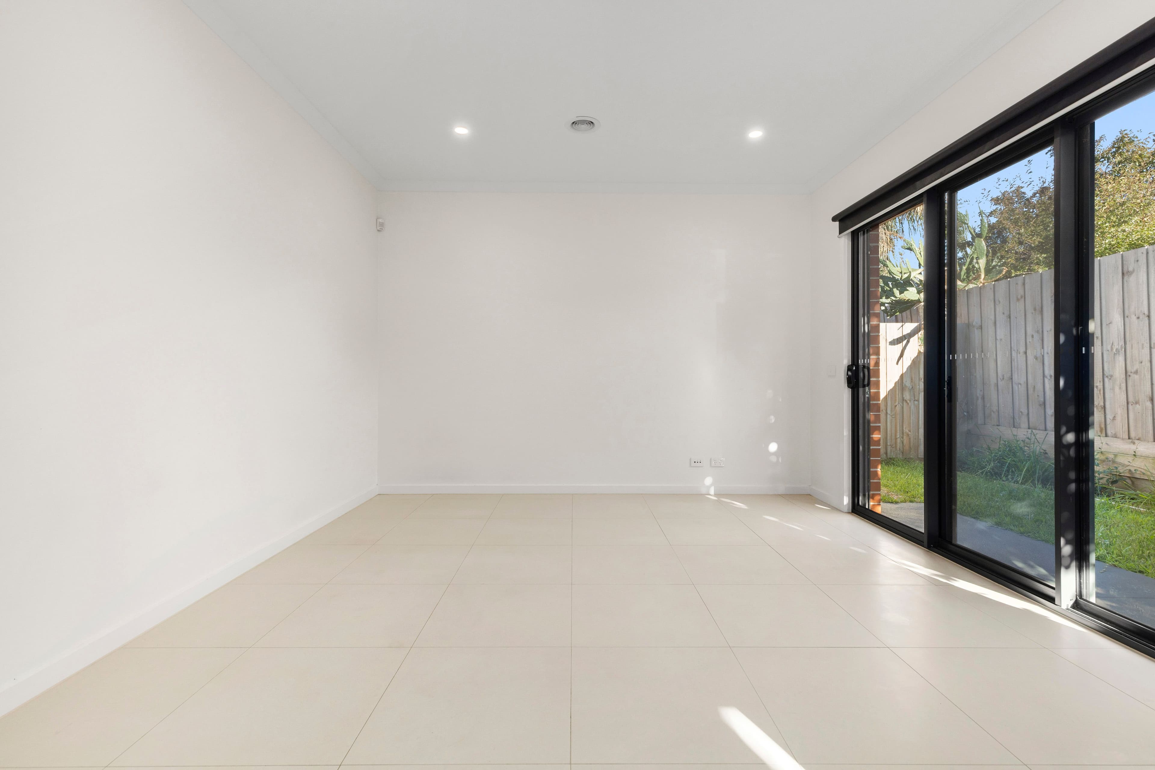 10 Hensley Road, Lalor VIC 3075, Lalor - Thumbnail 4