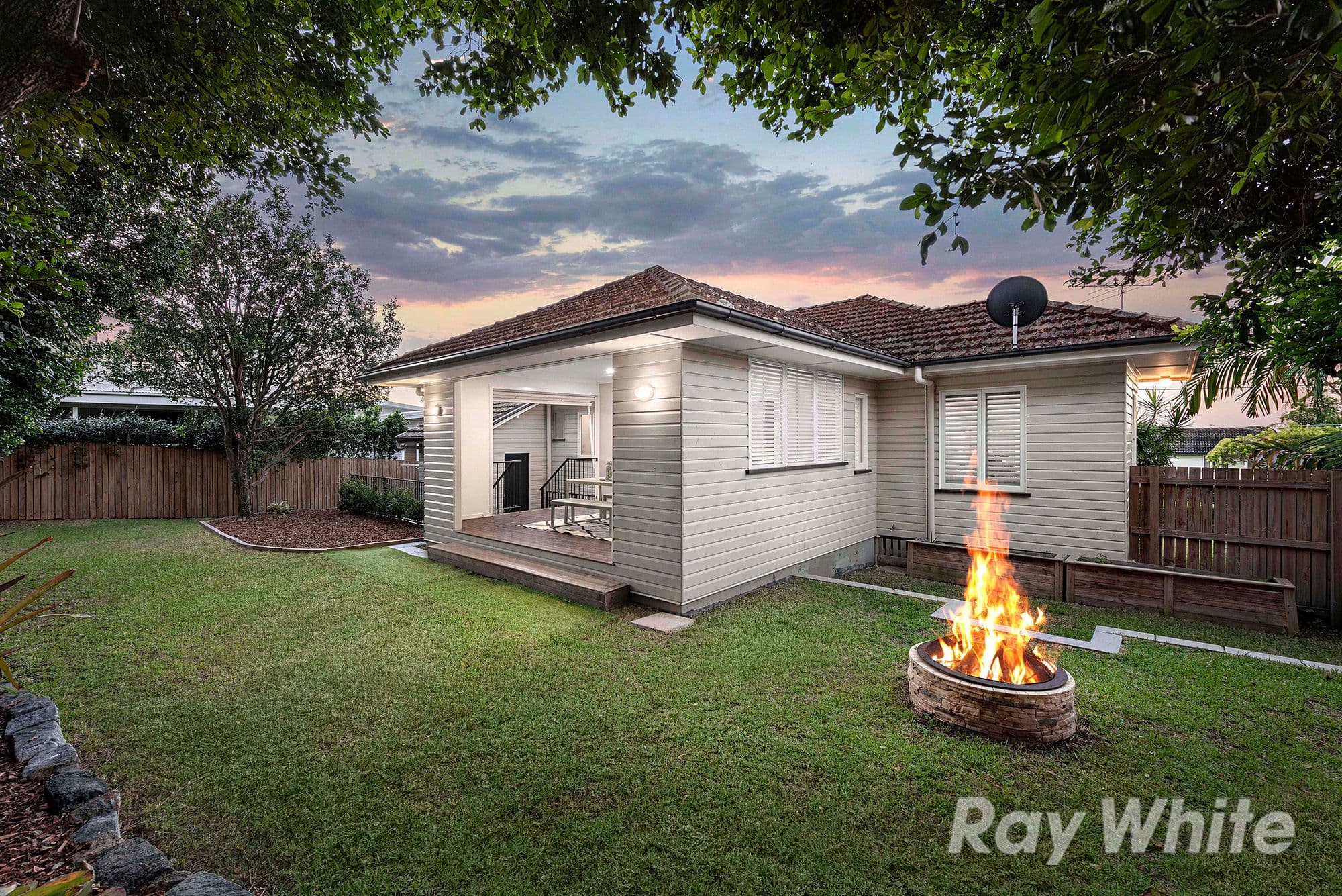 44 Simla Avenue, Geebung QLD 4034, Geebung - Thumbnail 2