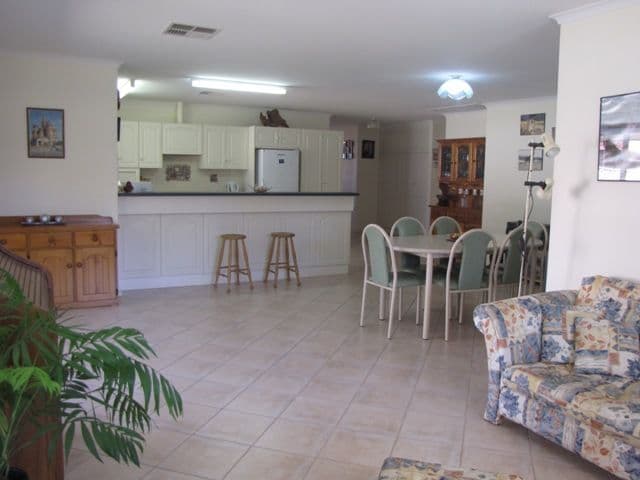 15 Rosenthal Drive, BERRI SA 5343, Berri - Thumbnail 7
