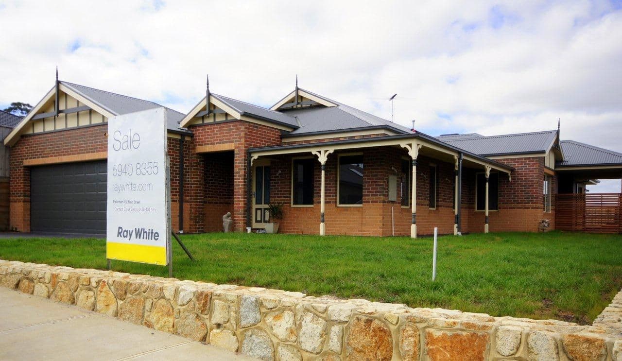 21 Arthur Phillip Drive, PAKENHAM VIC 3810, Pakenham - Image 1