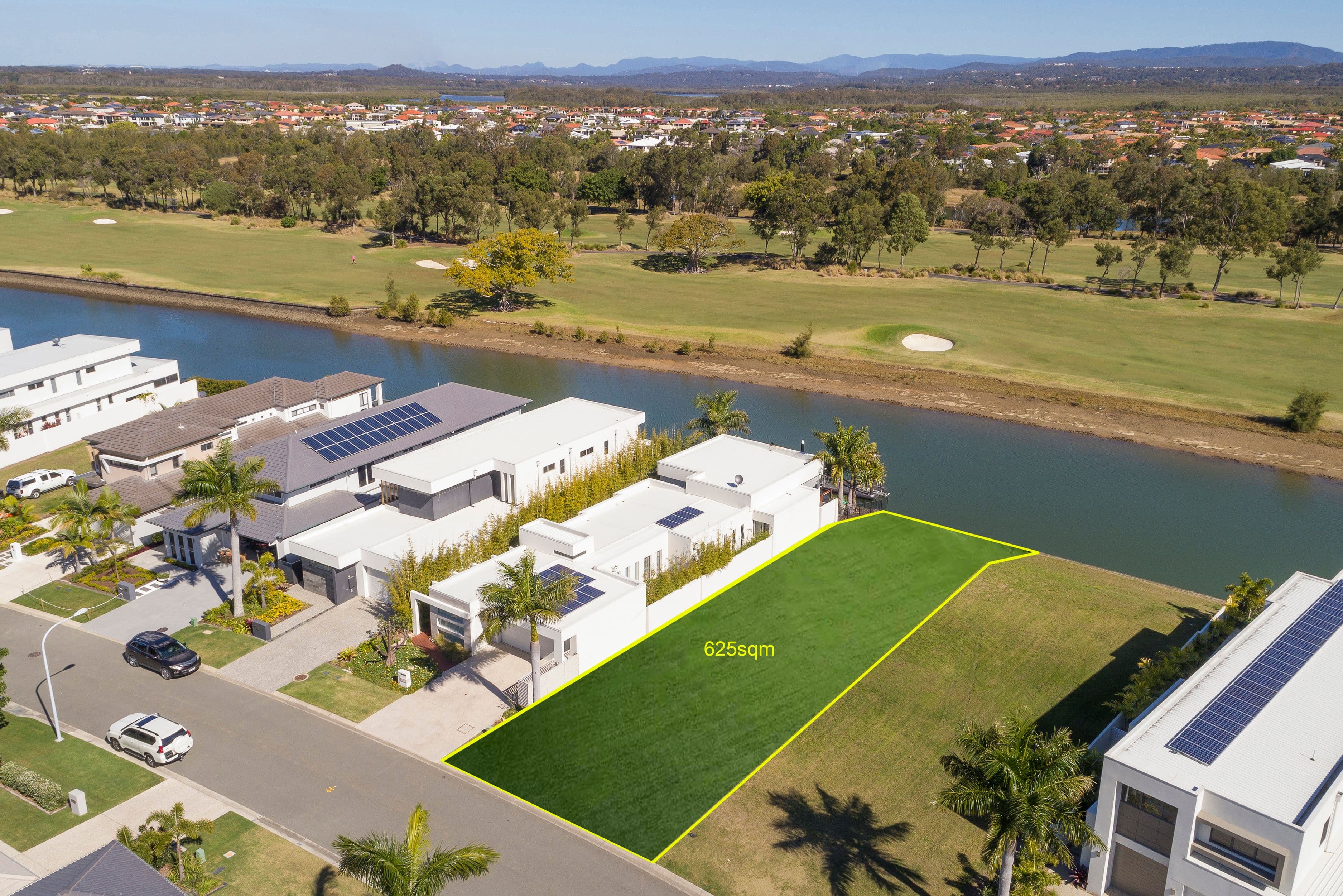 7628 Fairway Boulevard, Hope Island QLD 4212, Hope Island - Thumbnail 4